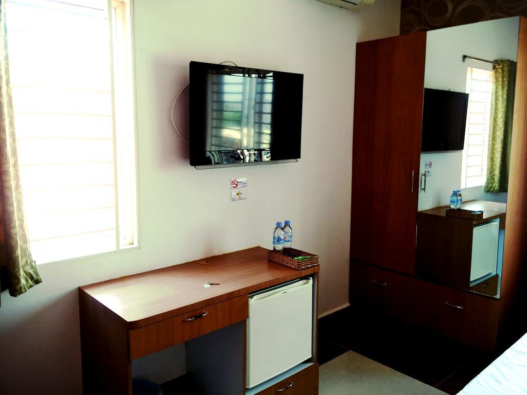 Soben Sensok Guesthouse Phnom Penh Eksteriør bilde